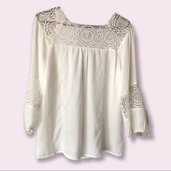 Counterparts Tops - COUNTERPARTS Cream Women”s Top Sz M‎